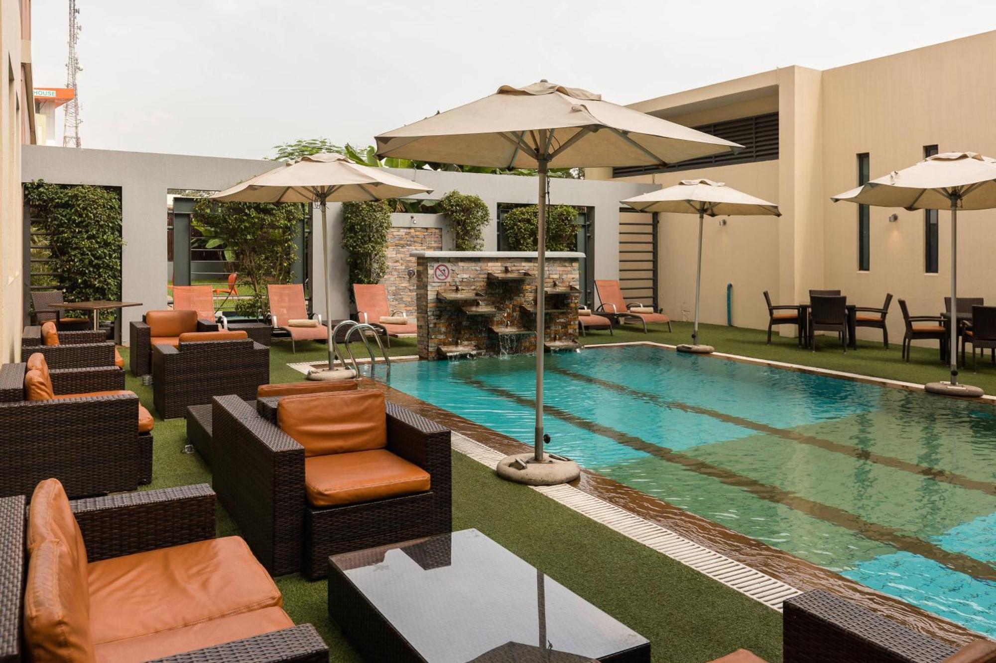 Protea Hotel By Marriott Ikeja Select Lagos Exterior foto