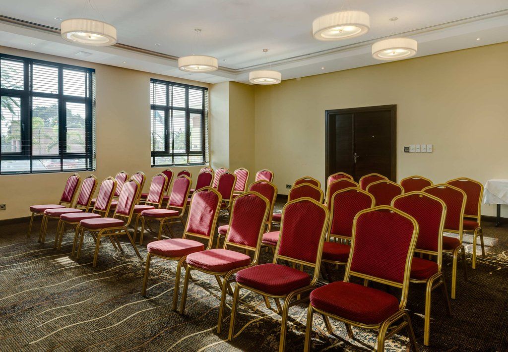 Protea Hotel By Marriott Ikeja Select Lagos Exterior foto